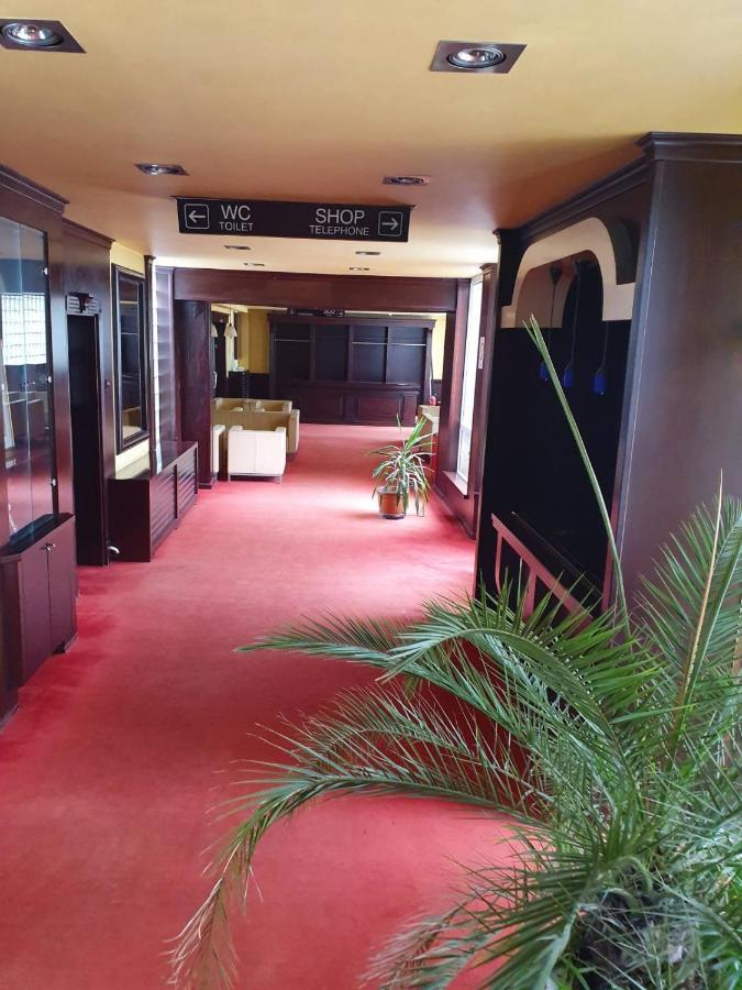 Hotel Sajam Новий Сад Екстер'єр фото