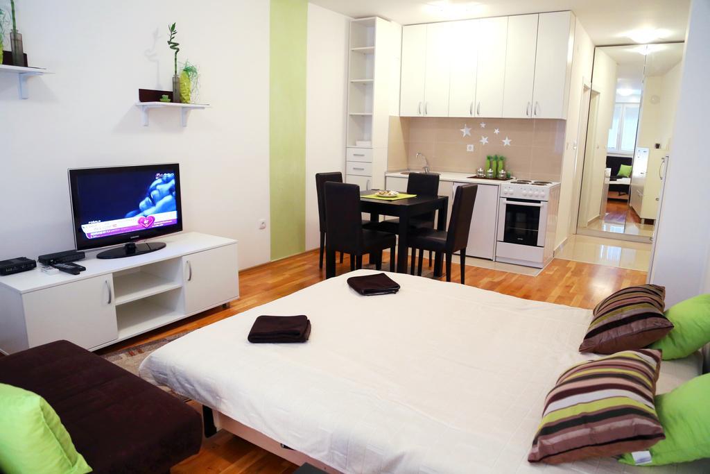 Hotel Sajam Новий Сад Номер фото