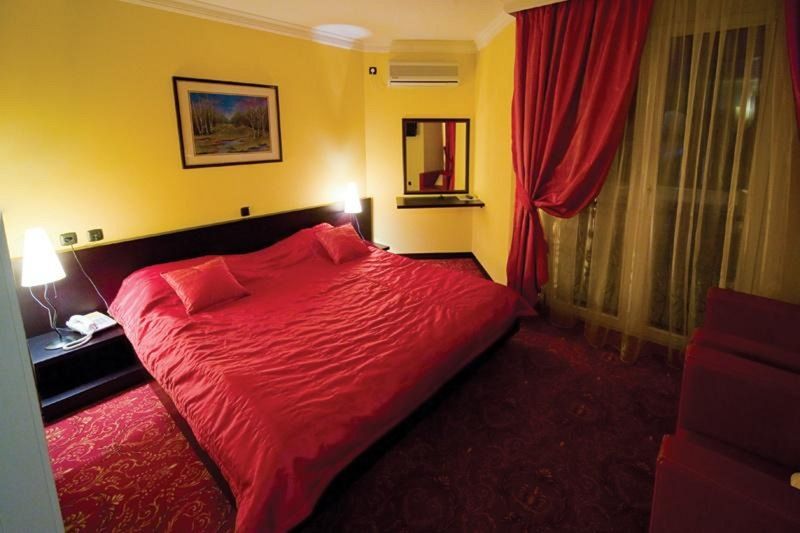 Hotel Sajam Новий Сад Екстер'єр фото
